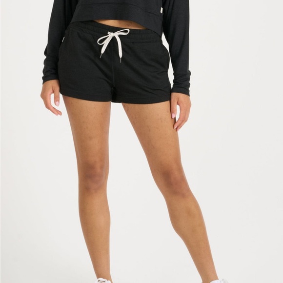 Vuori Pants - Vuori Halo Performance Short